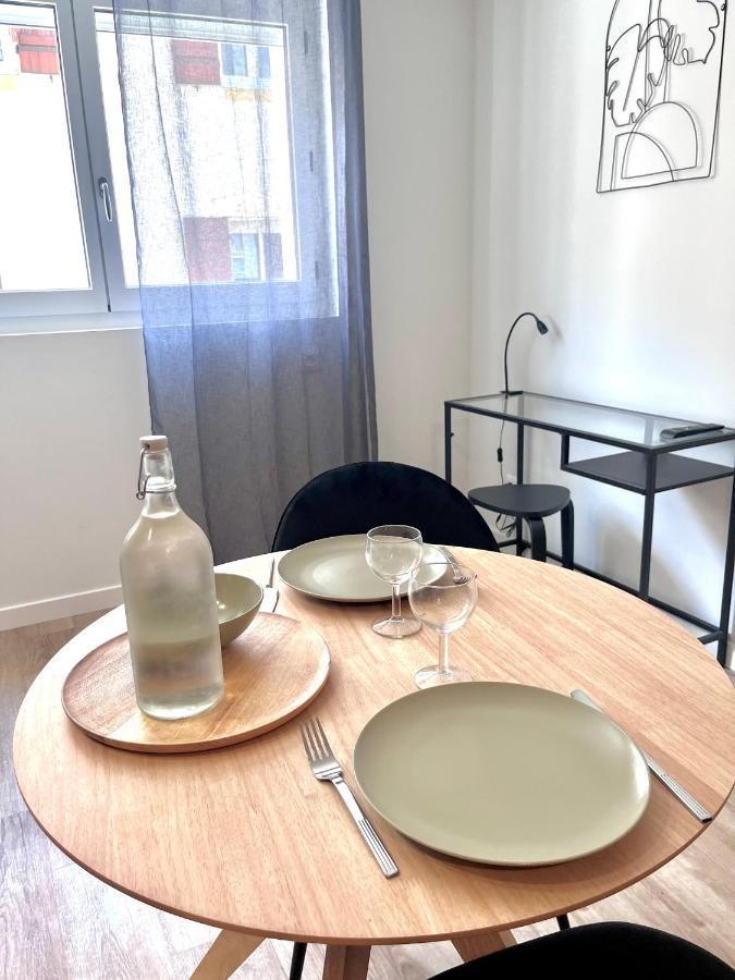Le Quai 1 - Spacieux Studio Neuf Calme - Clim - Wifi - Gare A 200M Agen Bagian luar foto